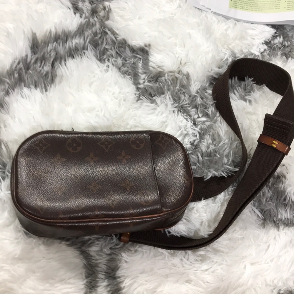 🔥LV FANNY PACK/BODY BAG🔥